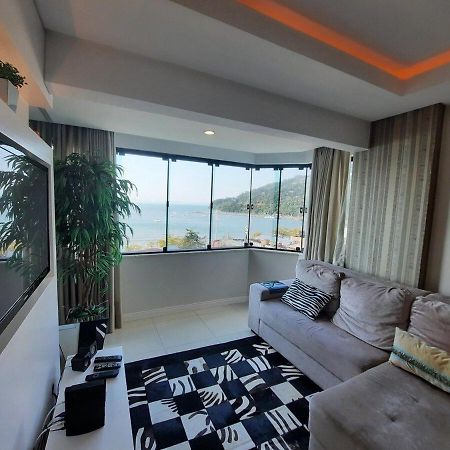 3 Suites Linda Vista Da Orla De Bc A 50M Da Praia - Somente Familiares Balneario Camboriu Bagian luar foto