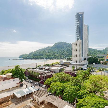 3 Suites Linda Vista Da Orla De Bc A 50M Da Praia - Somente Familiares Balneario Camboriu Bagian luar foto