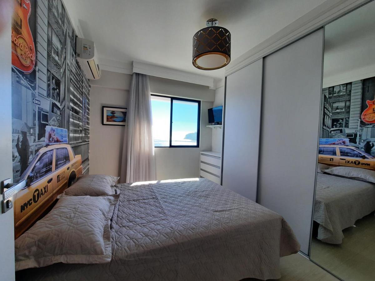 3 Suites Linda Vista Da Orla De Bc A 50M Da Praia - Somente Familiares Balneario Camboriu Bagian luar foto