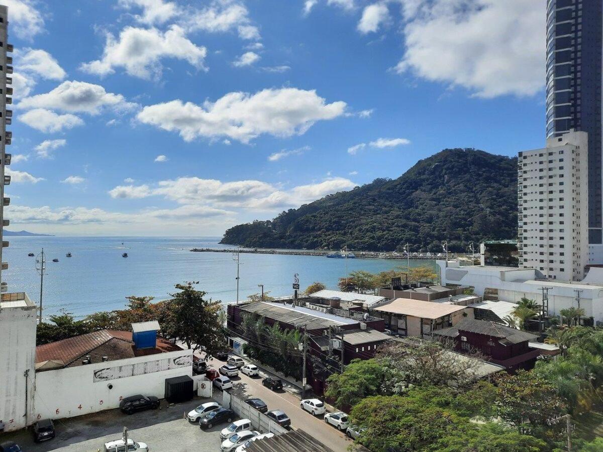 3 Suites Linda Vista Da Orla De Bc A 50M Da Praia - Somente Familiares Balneario Camboriu Bagian luar foto