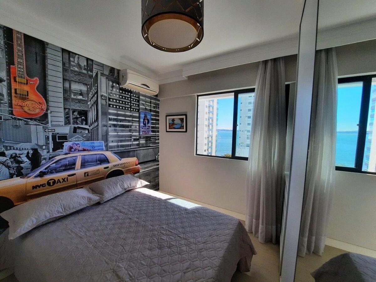 3 Suites Linda Vista Da Orla De Bc A 50M Da Praia - Somente Familiares Balneario Camboriu Bagian luar foto