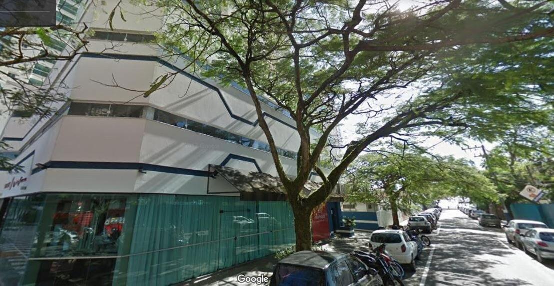 3 Suites Linda Vista Da Orla De Bc A 50M Da Praia - Somente Familiares Balneario Camboriu Bagian luar foto