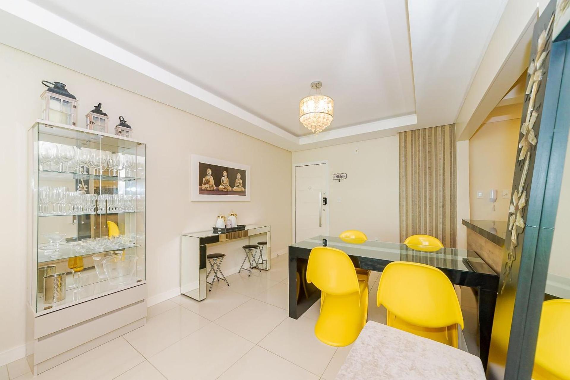 3 Suites Linda Vista Da Orla De Bc A 50M Da Praia - Somente Familiares Balneario Camboriu Bagian luar foto