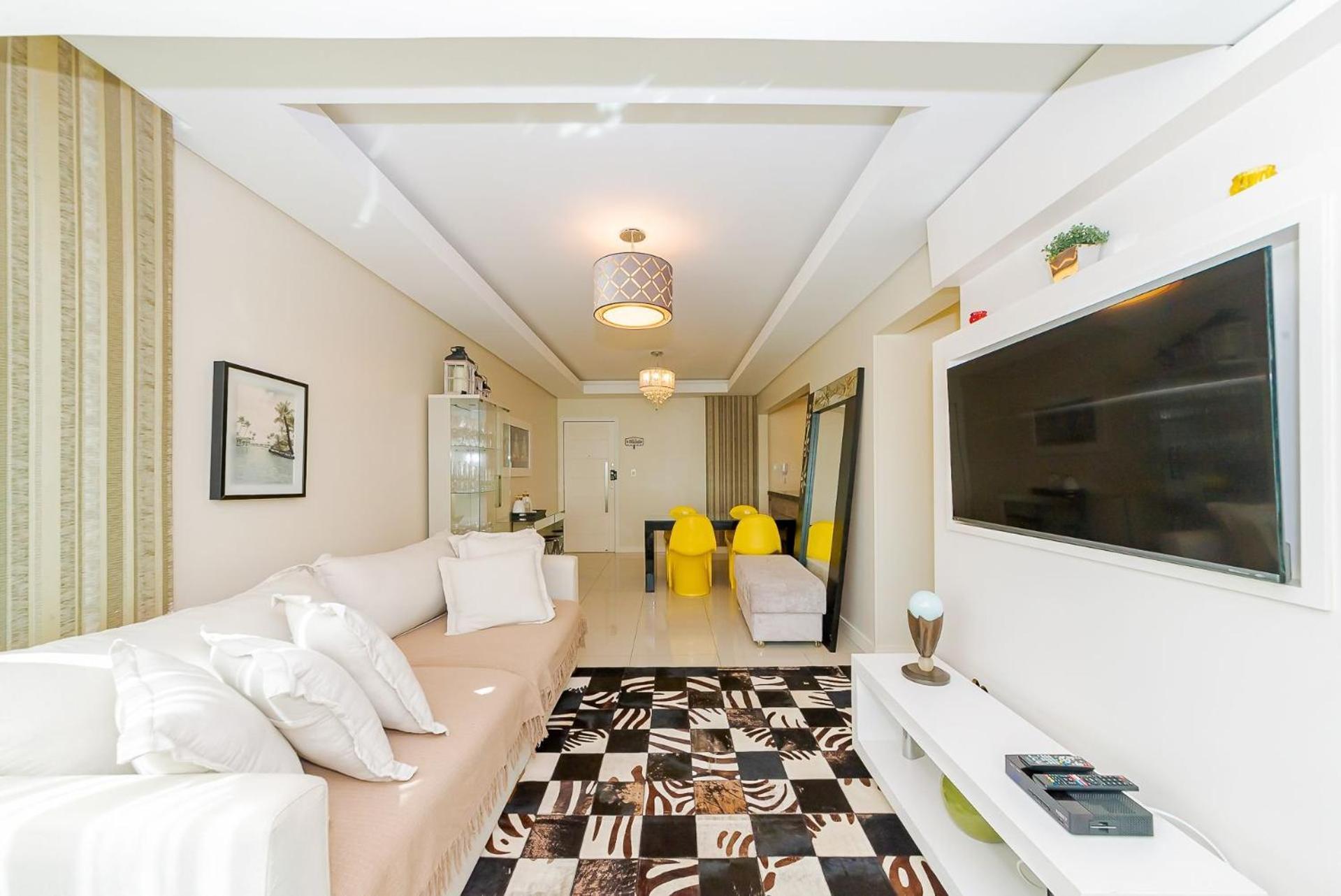 3 Suites Linda Vista Da Orla De Bc A 50M Da Praia - Somente Familiares Balneario Camboriu Bagian luar foto
