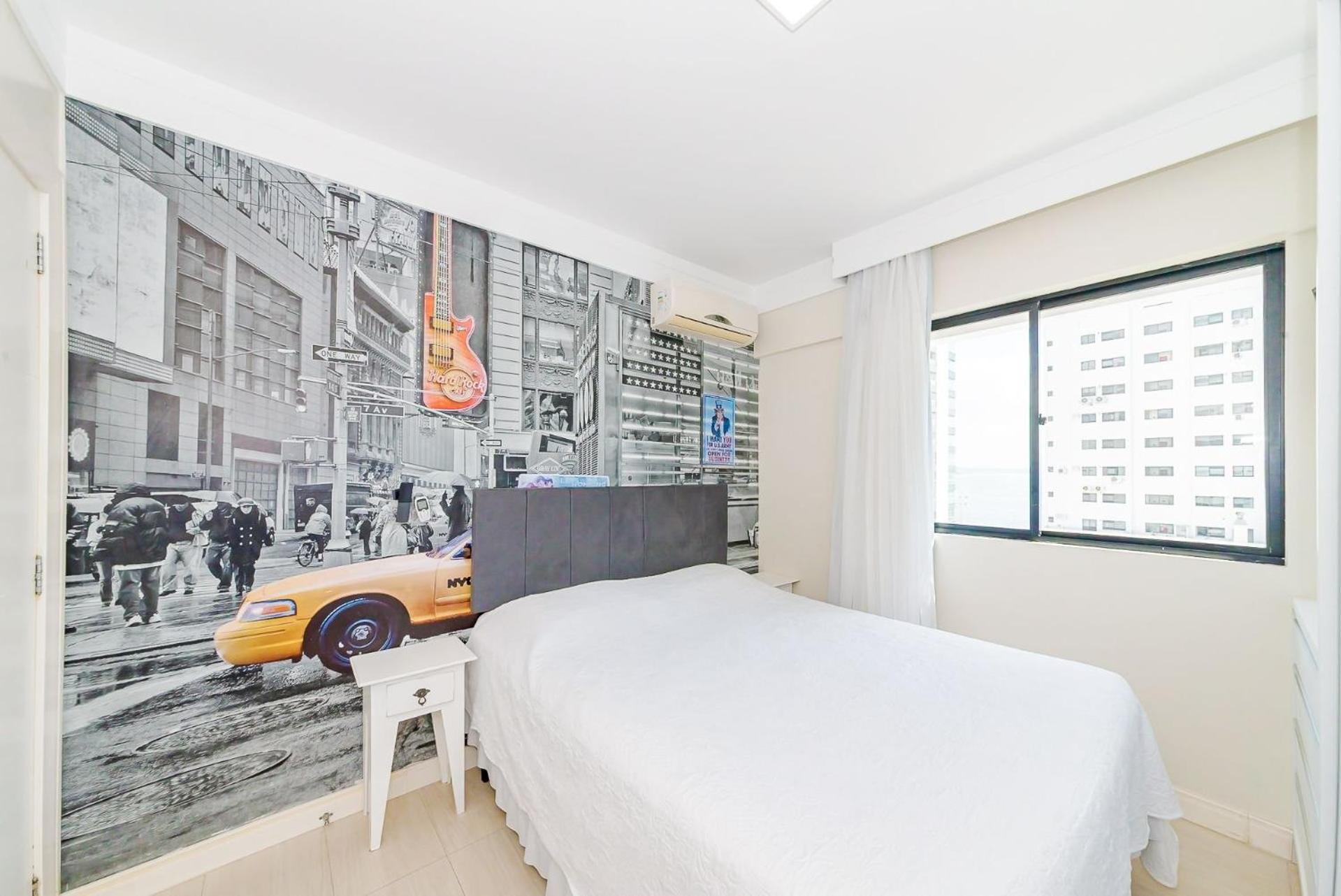 3 Suites Linda Vista Da Orla De Bc A 50M Da Praia - Somente Familiares Balneario Camboriu Bagian luar foto